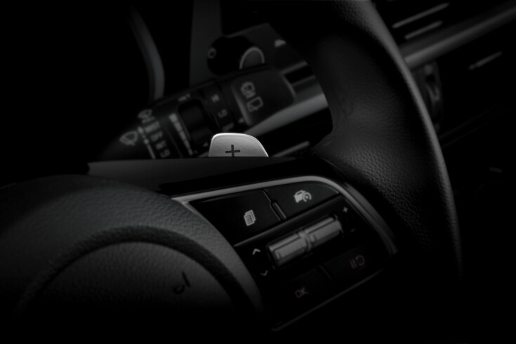 ذراع للتحكم في السرعات